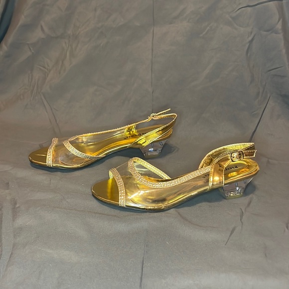 Size 7.5 Women’s Pierre Dumas Gold and Clear Heels - Picture 2 of 6